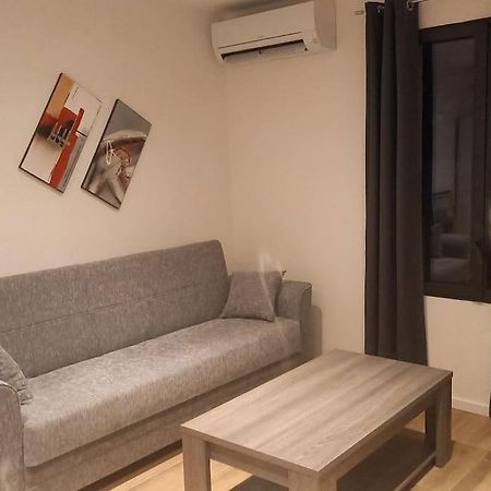 Le 2 Ter Apartment Puyloubier Bagian luar foto